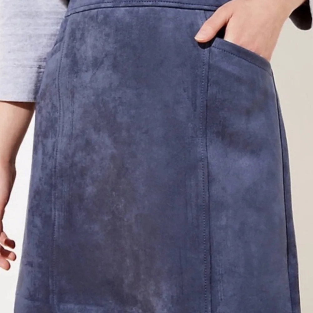 LOFT Blue Faux Suede Mini Skirt Size 6